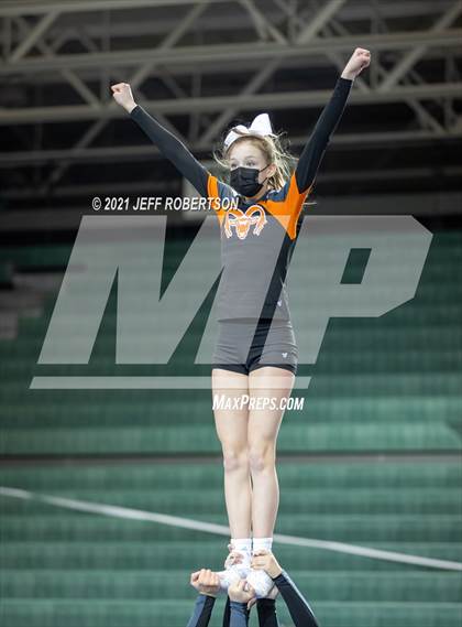 Thumbnail 1 in Rockford (MHSAA District Competition) photogallery.