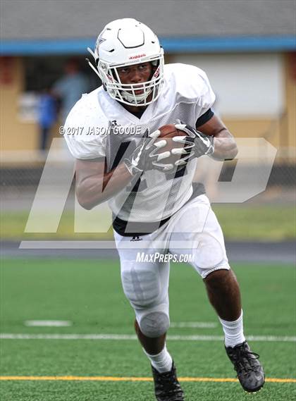 Thumbnail 1 in Siegel @ Brentwood (Scrimmage) photogallery.