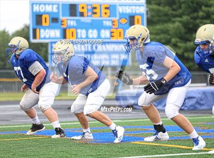 Thumbnail 1 in Siegel @ Brentwood (Scrimmage) photogallery.