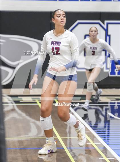 Thumbnail 3 in Mesa vs Perry (House of Payne Tournament) photogallery.