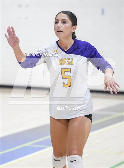 Thumbnail 2 in Mesa vs Perry (House of Payne Tournament) photogallery.