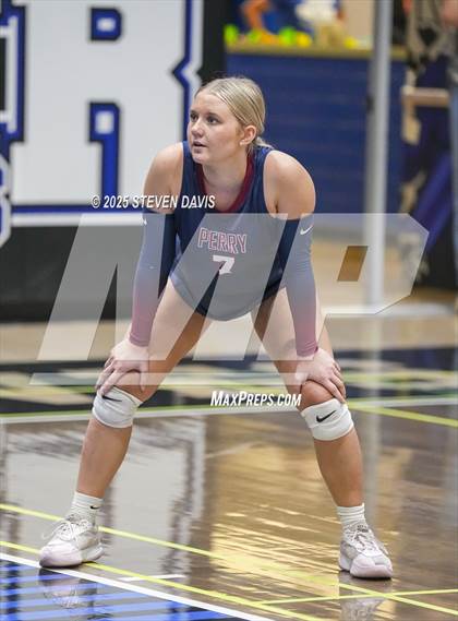 Thumbnail 3 in Mesa vs Perry (House of Payne Tournament) photogallery.