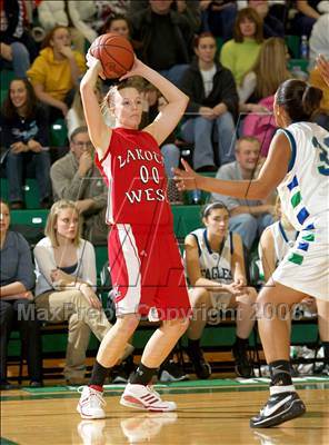 Thumbnail 1 in Chaminade-Julienne vs. Lakota West (OHSAA D1 District Final) photogallery.