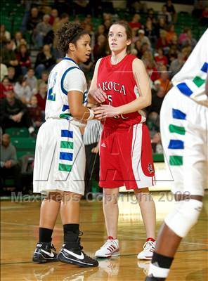 Thumbnail 3 in Chaminade-Julienne vs. Lakota West (OHSAA D1 District Final) photogallery.