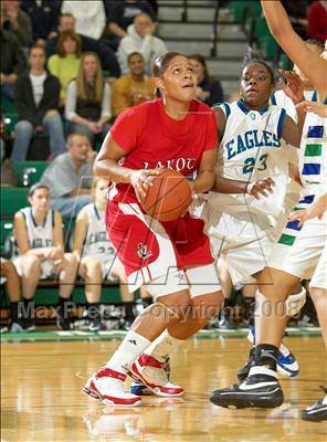 Thumbnail 1 in Chaminade-Julienne vs. Lakota West (OHSAA D1 District Final) photogallery.