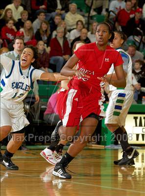 Thumbnail 2 in Chaminade-Julienne vs. Lakota West (OHSAA D1 District Final) photogallery.
