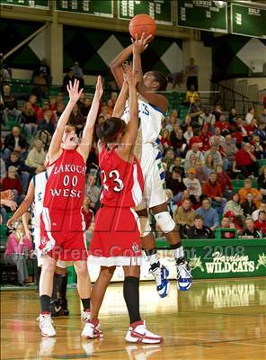 Thumbnail 1 in Chaminade-Julienne vs. Lakota West (OHSAA D1 District Final) photogallery.