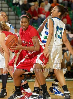 Thumbnail 2 in Chaminade-Julienne vs. Lakota West (OHSAA D1 District Final) photogallery.