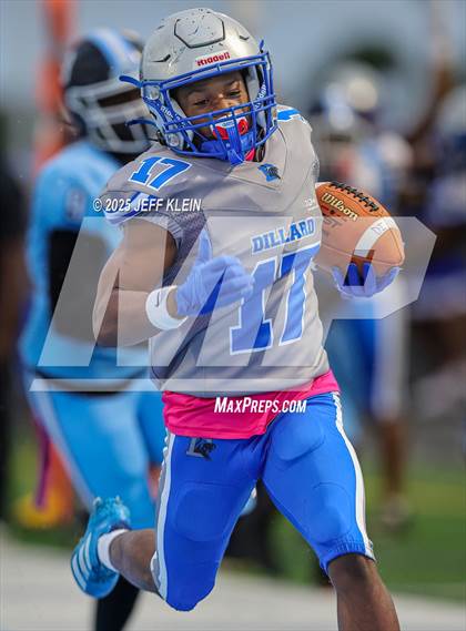 Thumbnail 2 in Dillard @ Dr. Joaquin Garcia photogallery.
