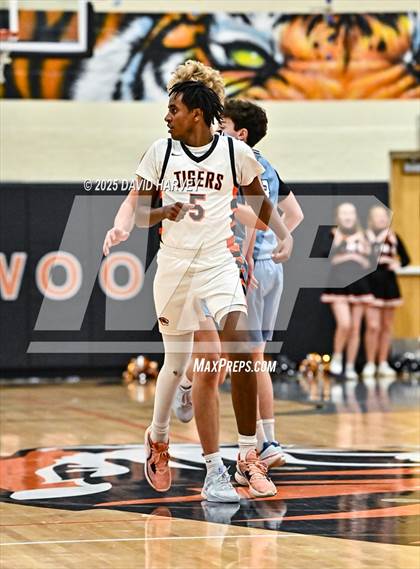 Thumbnail 2 in Valor Christian @ Lakewood photogallery.