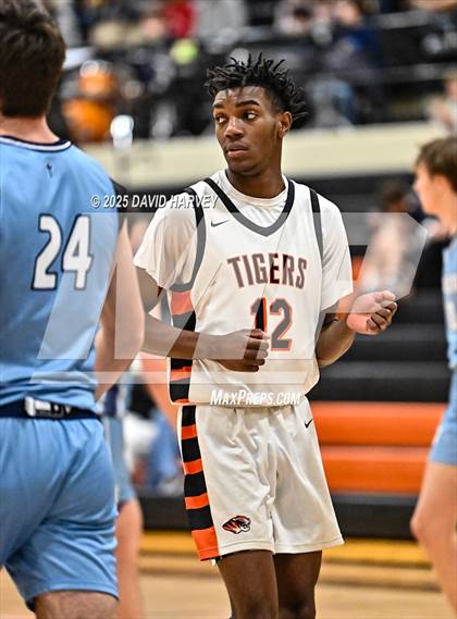 Thumbnail 2 in Valor Christian @ Lakewood photogallery.