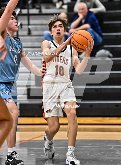 Thumbnail 3 in Valor Christian @ Lakewood photogallery.