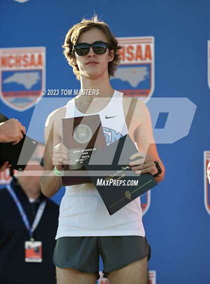 Thumbnail 1 in NCHSAA 2A Championship photogallery.