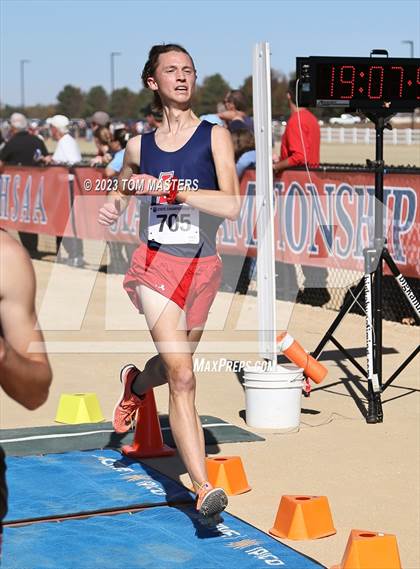 Thumbnail 3 in NCHSAA 2A Championship photogallery.
