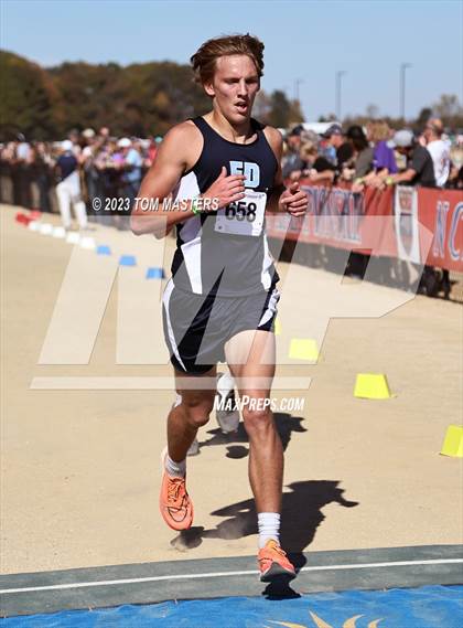 Thumbnail 1 in NCHSAA 2A Championship photogallery.