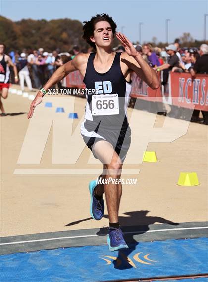 Thumbnail 1 in NCHSAA 2A Championship photogallery.