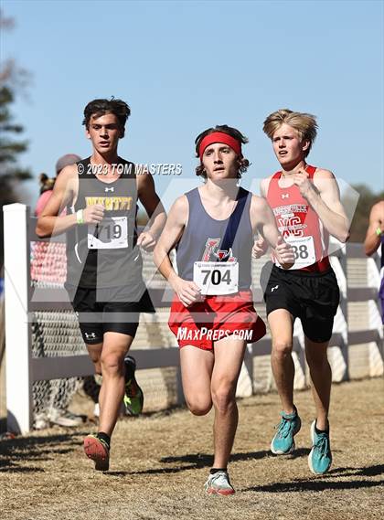 Thumbnail 1 in NCHSAA 2A Championship photogallery.