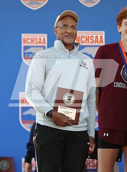 Thumbnail 1 in NCHSAA 2A Championship photogallery.