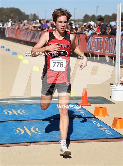 Thumbnail 1 in NCHSAA 2A Championship photogallery.