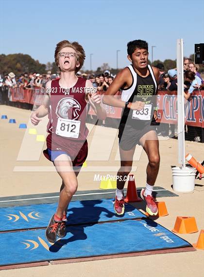 Thumbnail 1 in NCHSAA 2A Championship photogallery.