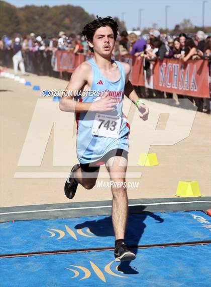 Thumbnail 1 in NCHSAA 2A Championship photogallery.