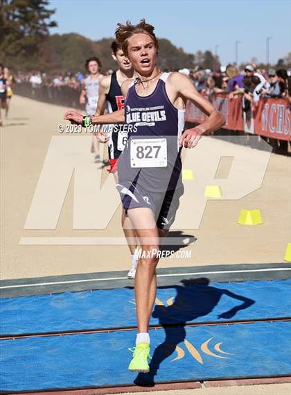 Thumbnail 2 in NCHSAA 2A Championship photogallery.