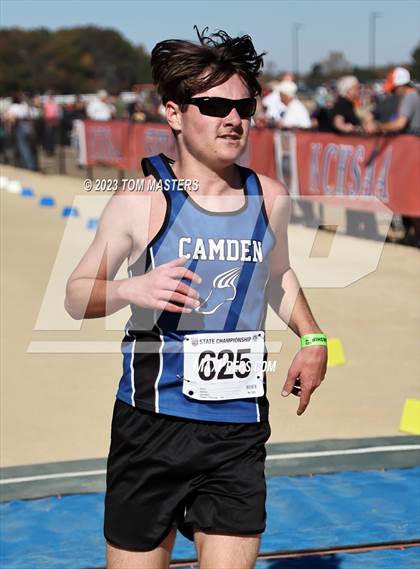 Thumbnail 1 in NCHSAA 2A Championship photogallery.
