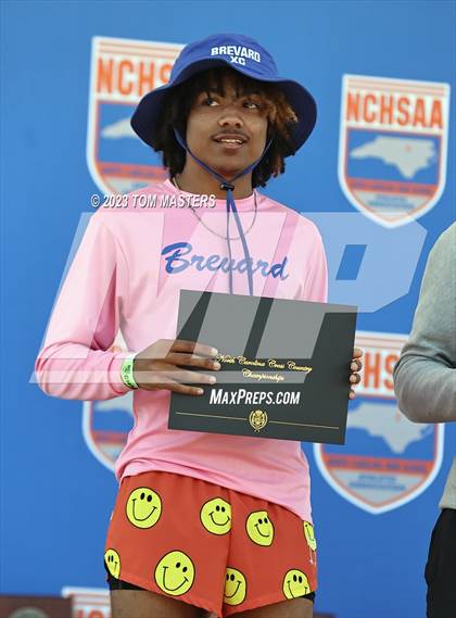 Thumbnail 1 in NCHSAA 2A Championship photogallery.
