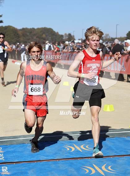 Thumbnail 1 in NCHSAA 2A Championship photogallery.