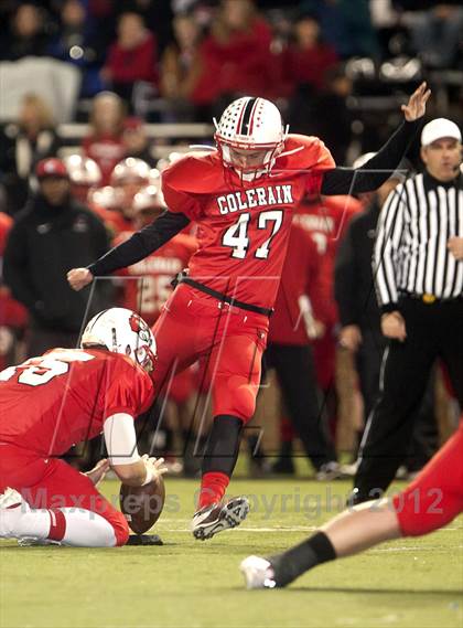 Thumbnail 3 in Archbishop Moeller vs Colerain (OHSAA Playoffs) photogallery.