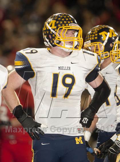 Thumbnail 1 in Archbishop Moeller vs Colerain (OHSAA Playoffs) photogallery.