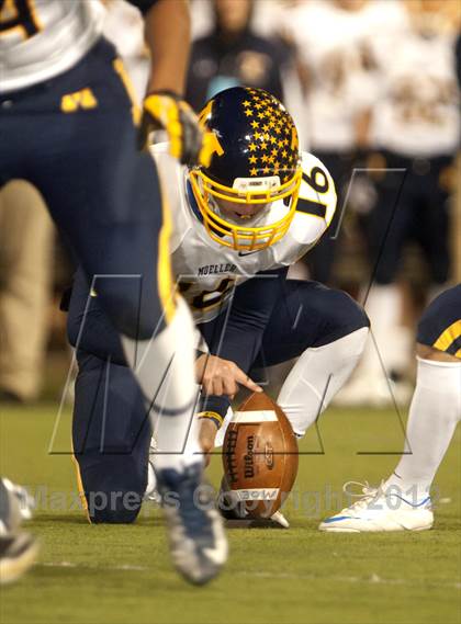 Thumbnail 1 in Archbishop Moeller vs Colerain (OHSAA Playoffs) photogallery.