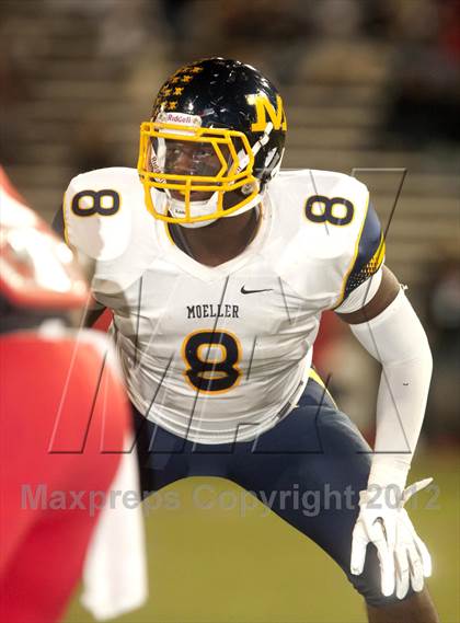 Thumbnail 3 in Archbishop Moeller vs Colerain (OHSAA Playoffs) photogallery.