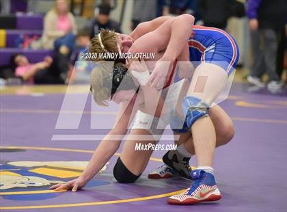 Thumbnail 2 in IHSA 1A Regional Meet photogallery.