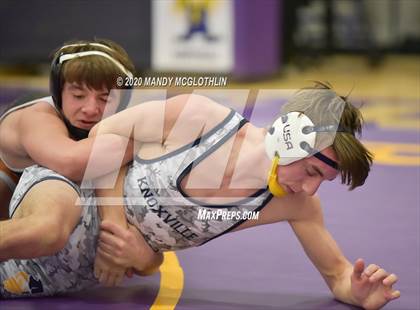 Thumbnail 1 in IHSA 1A Regional Meet photogallery.