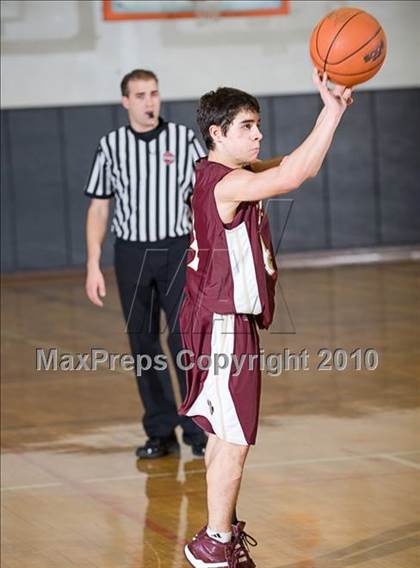 Thumbnail 1 in Tiverton @ West Warwick photogallery.