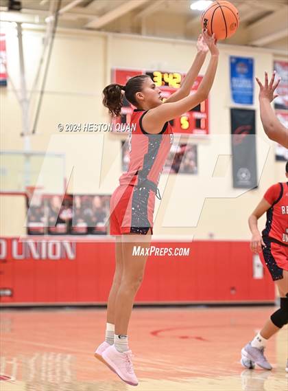 Thumbnail 3 in Sage Hill vs. Redondo Union (Battle at the Beach) photogallery.