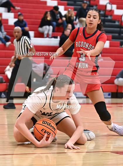 Thumbnail 2 in Sage Hill vs. Redondo Union (Battle at the Beach) photogallery.