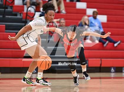 Thumbnail 2 in Sage Hill vs. Redondo Union (Battle at the Beach) photogallery.