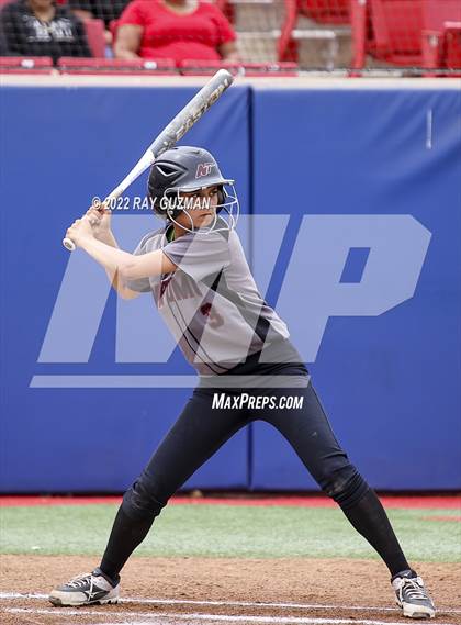 Thumbnail 2 in Arvin vs. Nipomo (CIF CS Division 6 Championship) photogallery.