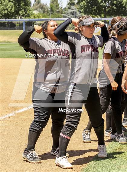 Thumbnail 3 in Arvin vs. Nipomo (CIF CS Division 6 Championship) photogallery.