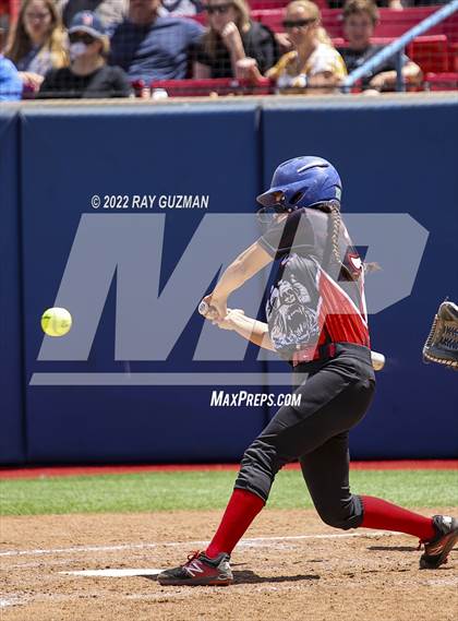 Thumbnail 2 in Arvin vs. Nipomo (CIF CS Division 6 Championship) photogallery.