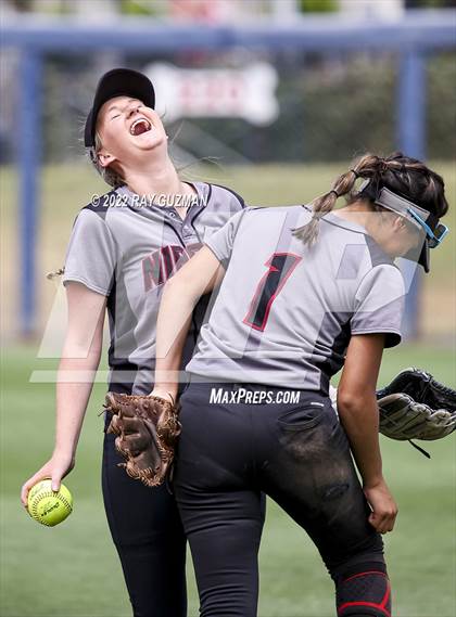Thumbnail 1 in Arvin vs. Nipomo (CIF CS Division 6 Championship) photogallery.