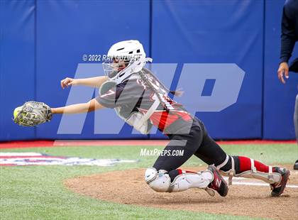 Thumbnail 1 in Arvin vs. Nipomo (CIF CS Division 6 Championship) photogallery.