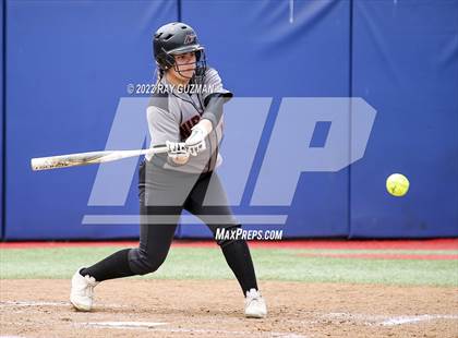 Thumbnail 2 in Arvin vs. Nipomo (CIF CS Division 6 Championship) photogallery.