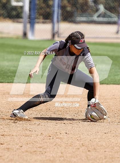Thumbnail 1 in Arvin vs. Nipomo (CIF CS Division 6 Championship) photogallery.