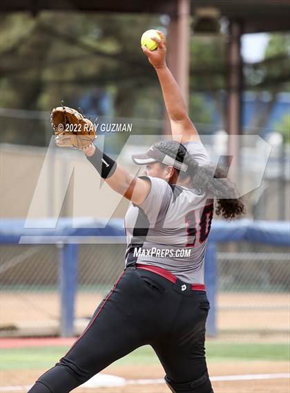 Thumbnail 3 in Arvin vs. Nipomo (CIF CS Division 6 Championship) photogallery.