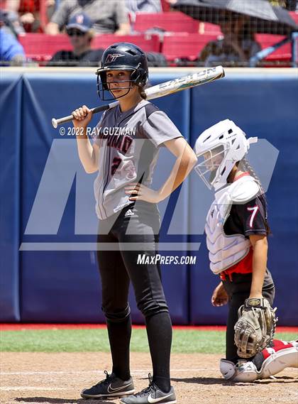 Thumbnail 1 in Arvin vs. Nipomo (CIF CS Division 6 Championship) photogallery.
