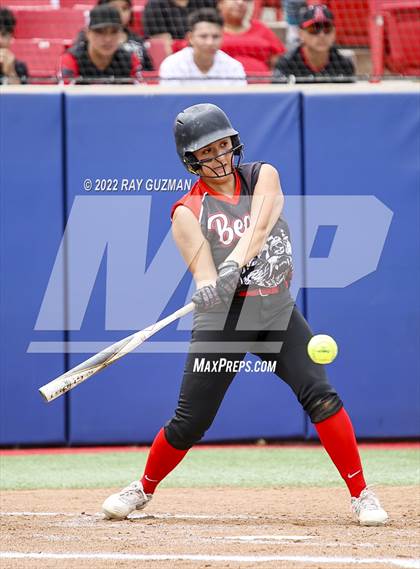 Thumbnail 1 in Arvin vs. Nipomo (CIF CS Division 6 Championship) photogallery.