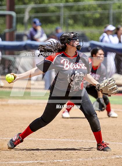 Thumbnail 3 in Arvin vs. Nipomo (CIF CS Division 6 Championship) photogallery.